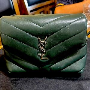 Saint Laurent .Loulou toy leather handbag